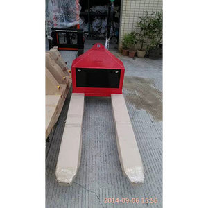 鴻福非標(biāo)半電動(dòng)搬運(yùn)車(chē)
